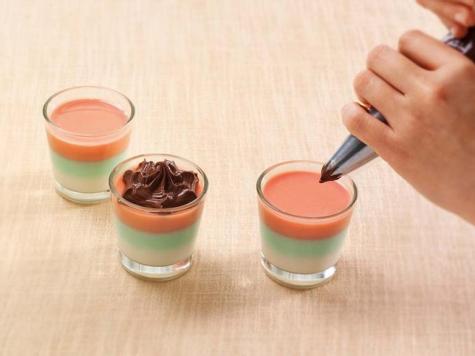 Tricolour panna cotta with NUTELLA® -STEP 3