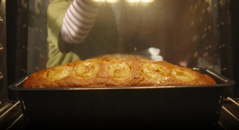 Banana bread vegano con Nutella® Plant-Based