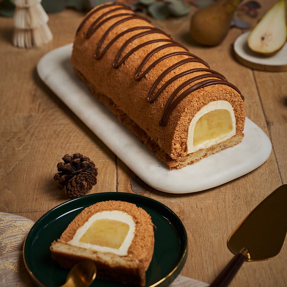 Bûche de Noël aux poires, vanille et Nutella®