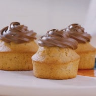 Muffins sans gluten au Nutella, texture moelleuse et légère.