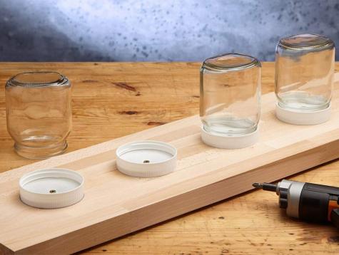 Rangement d'outils de bricolage avec pot couvercle colle etape 3| Nutella