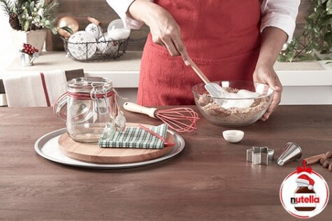 Biscuits étoilés à la cannelle et au Nutella® - étape 2 Biscuits étoilés à la cannelle et au Nutella® - étape 2