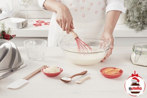 Couronne de Noël à l'orange et au Nutella® - étape 1 Couronne de Noël à l'orange et au Nutella® - étape 1
