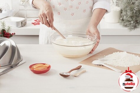 Couronne de Noël à l'orange et au Nutella® - étape 4 Couronne de Noël à l'orange et au Nutella® - étape 4