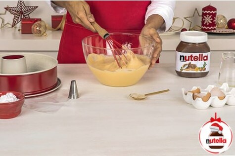 Gâteau rond de Noël au Nutella® - étape 2