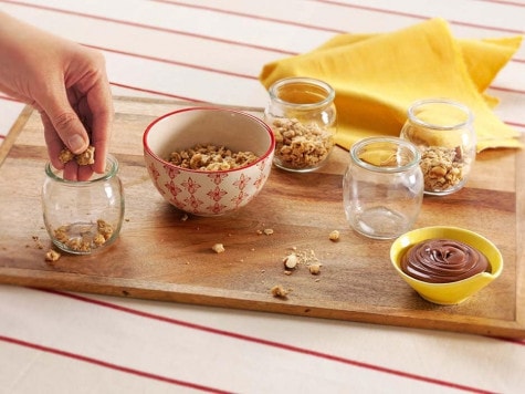 Verrines de yaourt et muesli au Nutella® - étape 1