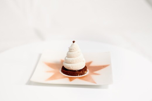 Sapins glacés au NUTELLA®, dessert festif pour Noël.