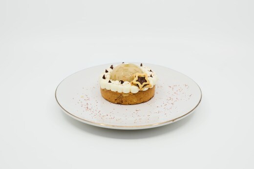 Tartelettes poire-cannelle garnies d'un cœur fondant de Nutella, délicates.