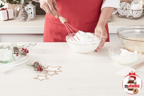 Biskvitni kolač Savoy s Nutellom® - STEP 2 Biskvitni kolač Savoy s Nutellom® - STEP 2