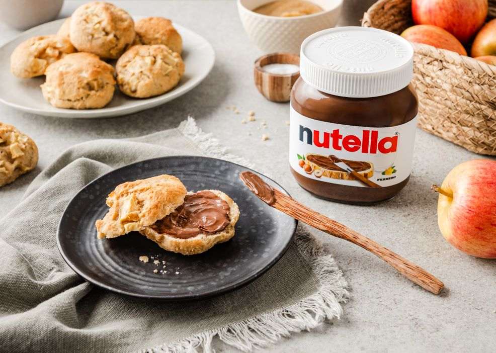 Almás zsemle Nutella®-val