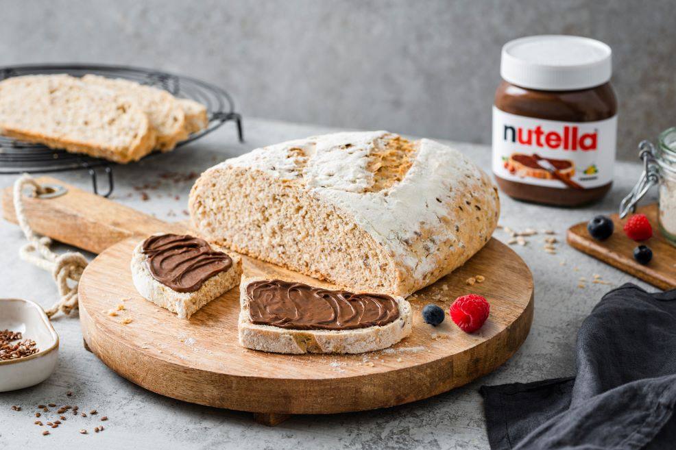 Tönkölybúzakenyér Nutella®-val