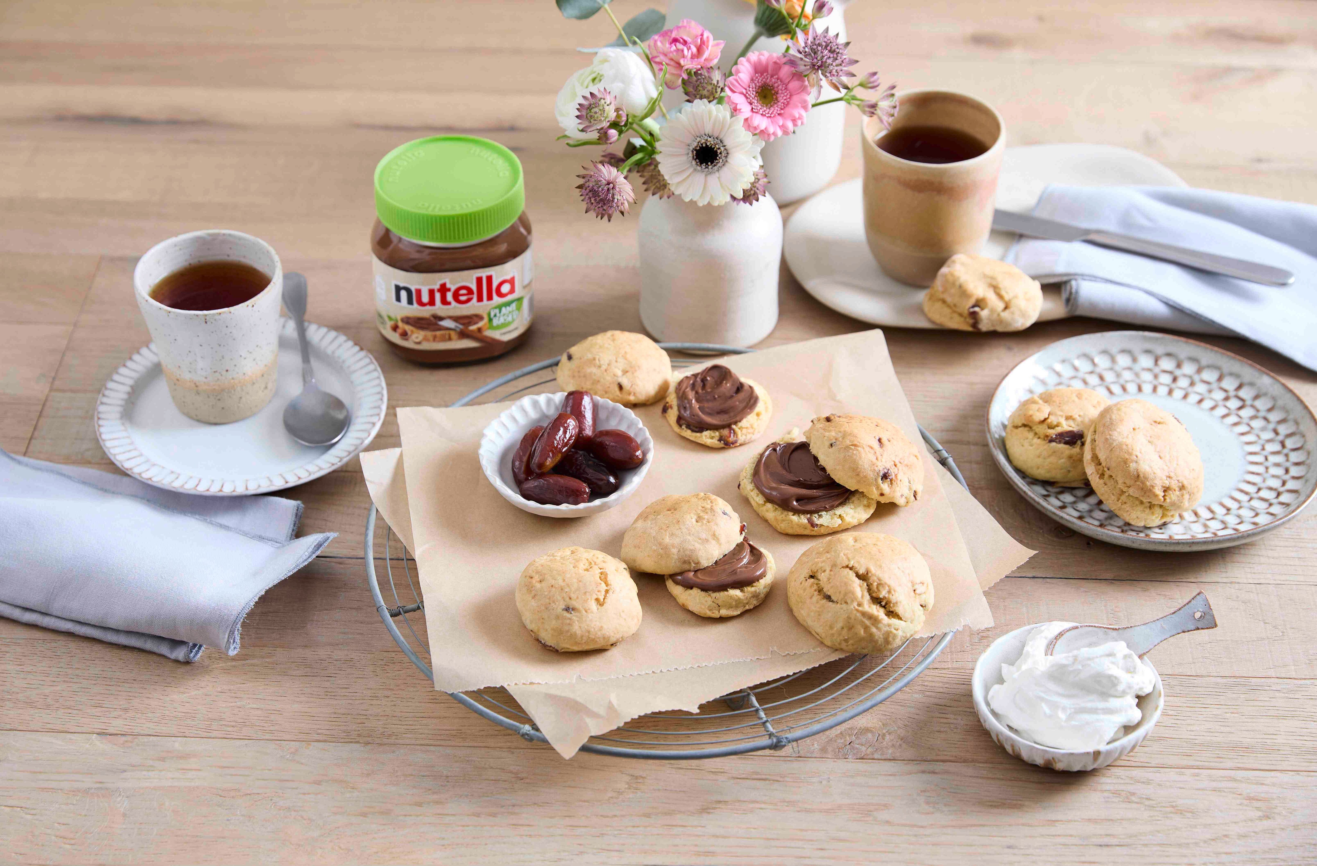 Datolyás teasütemények növényi alapú Nutella®-val