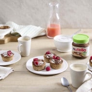 Granola kosárkák növényi alapú Nutella®-val