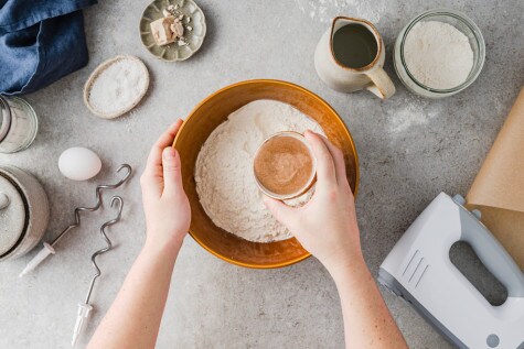 hasitott-zsemle-step1