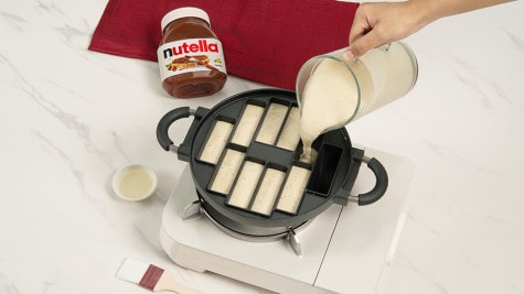 kue-nutella-pukis-how-to-step-2