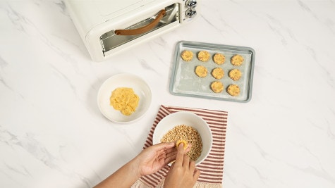 kue-selimut-kacang-nutella-how-to-step 2