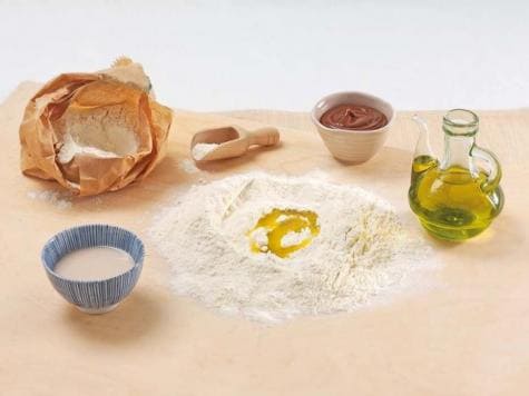 Chaussons dorés fourrés au Nutella® - Step 2 | Nutella