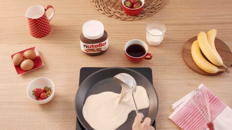 Rolled crêpes by Nutella 1