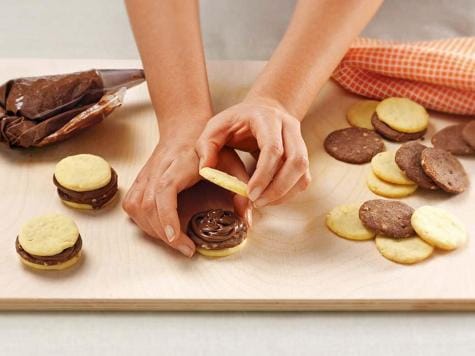 Galletas de dos colores con Nutella® - Step 3 | Nutella