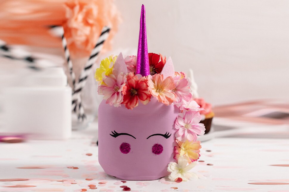 Unicorn party decoration