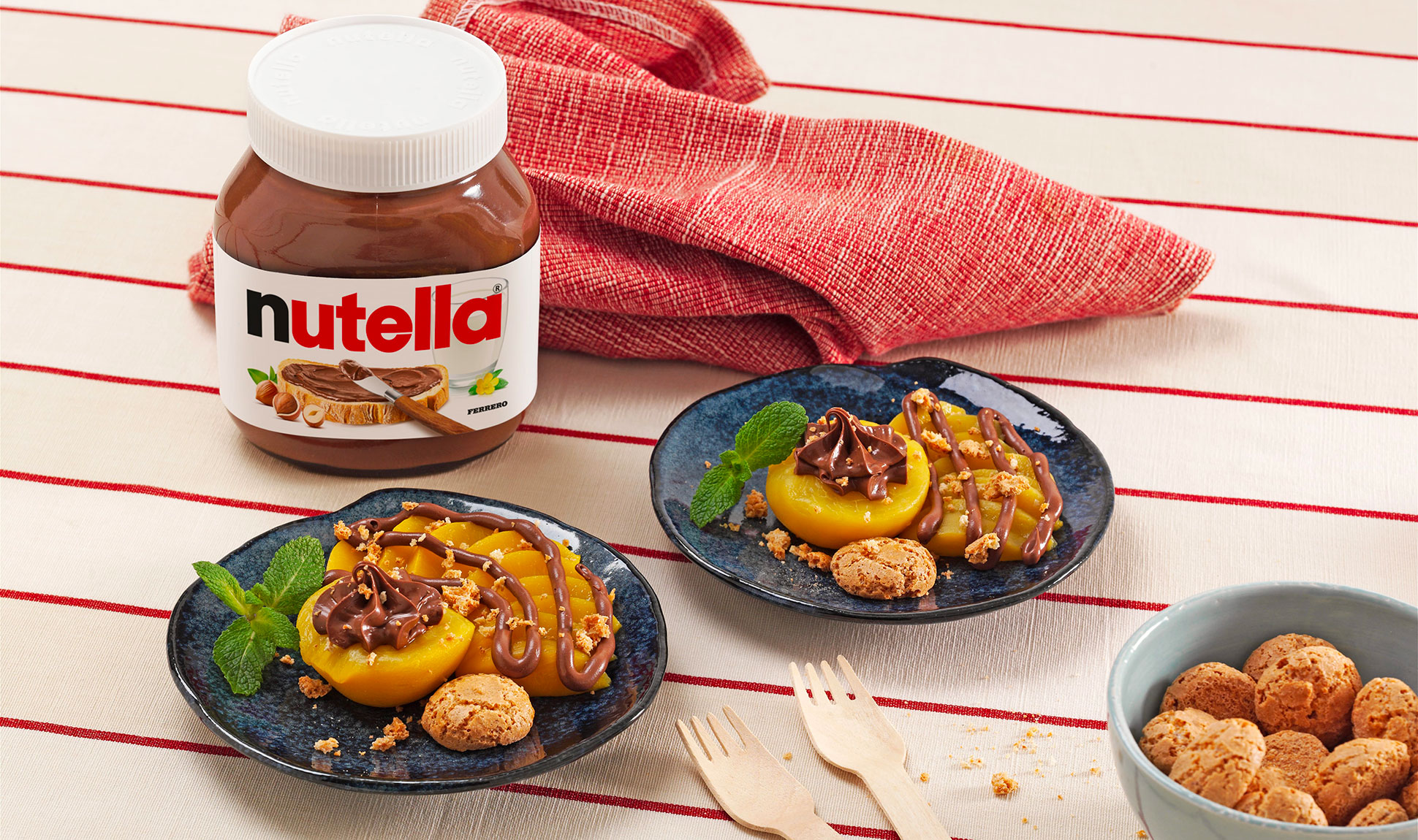 Pesche con Nutella® e amaretti | Nutella
