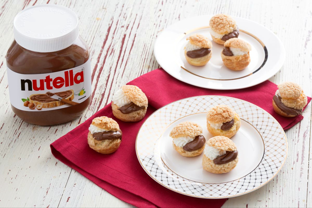 Bigne craquelin con Chantilly e Nutella® | Nutella 