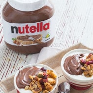 Crema allo yogurt, granola speziata e Nutella® | Nutella