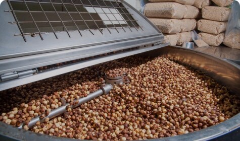 Le Nocciole Fase 2 Tostatura | Nutella