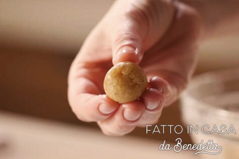 Bacetti di dama con Nutella® step 3 | Nutella Bacetti di dama con Nutella® step 3 | Nutella