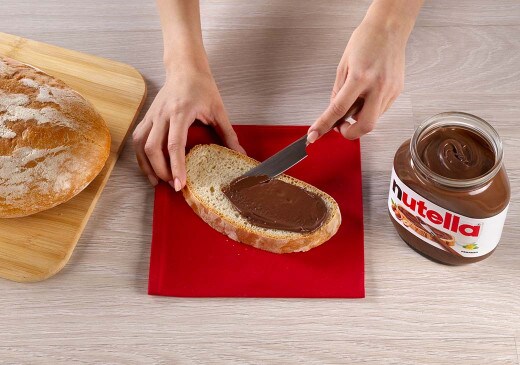 Pane sciocco di Terni spalmata