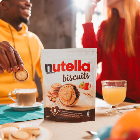 【Nutella】ヌテラビスケット【みほちゃん888専用】 Nutellaヌテラビスケット304g×2袋 - メルカリ