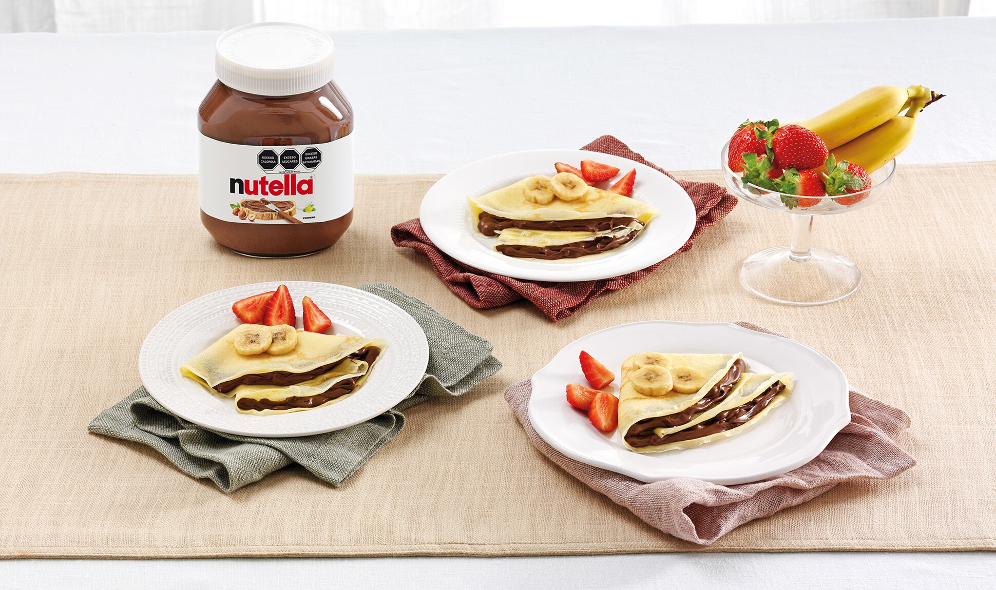  Crepas de Frutas con Nutella®