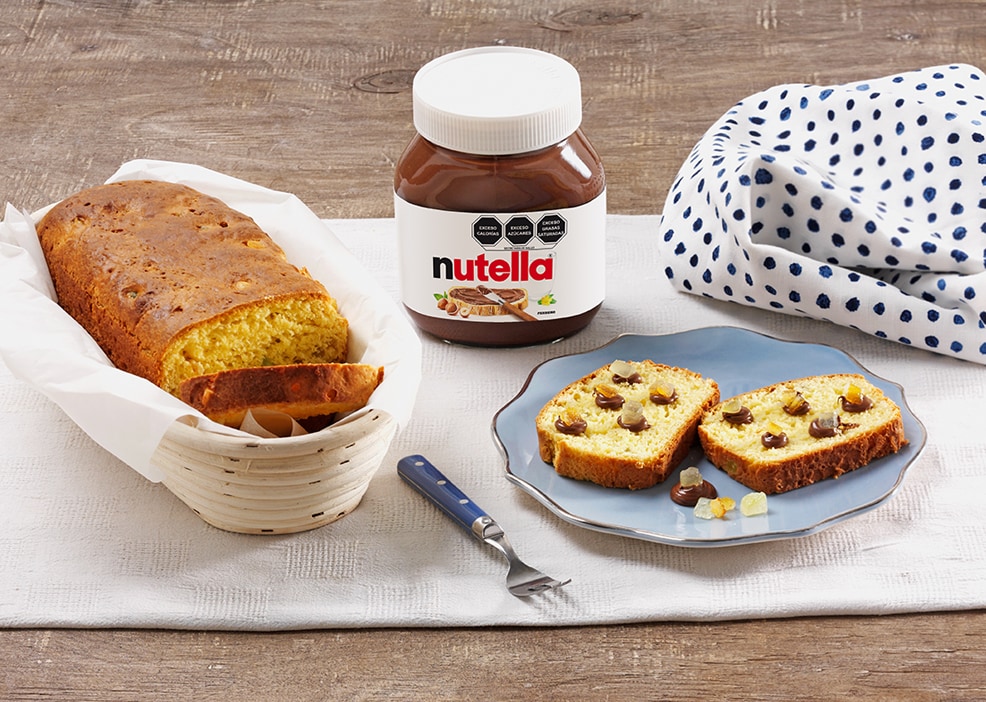 Rebanadas de pan Brioche con Nutella® y cítricos confitados