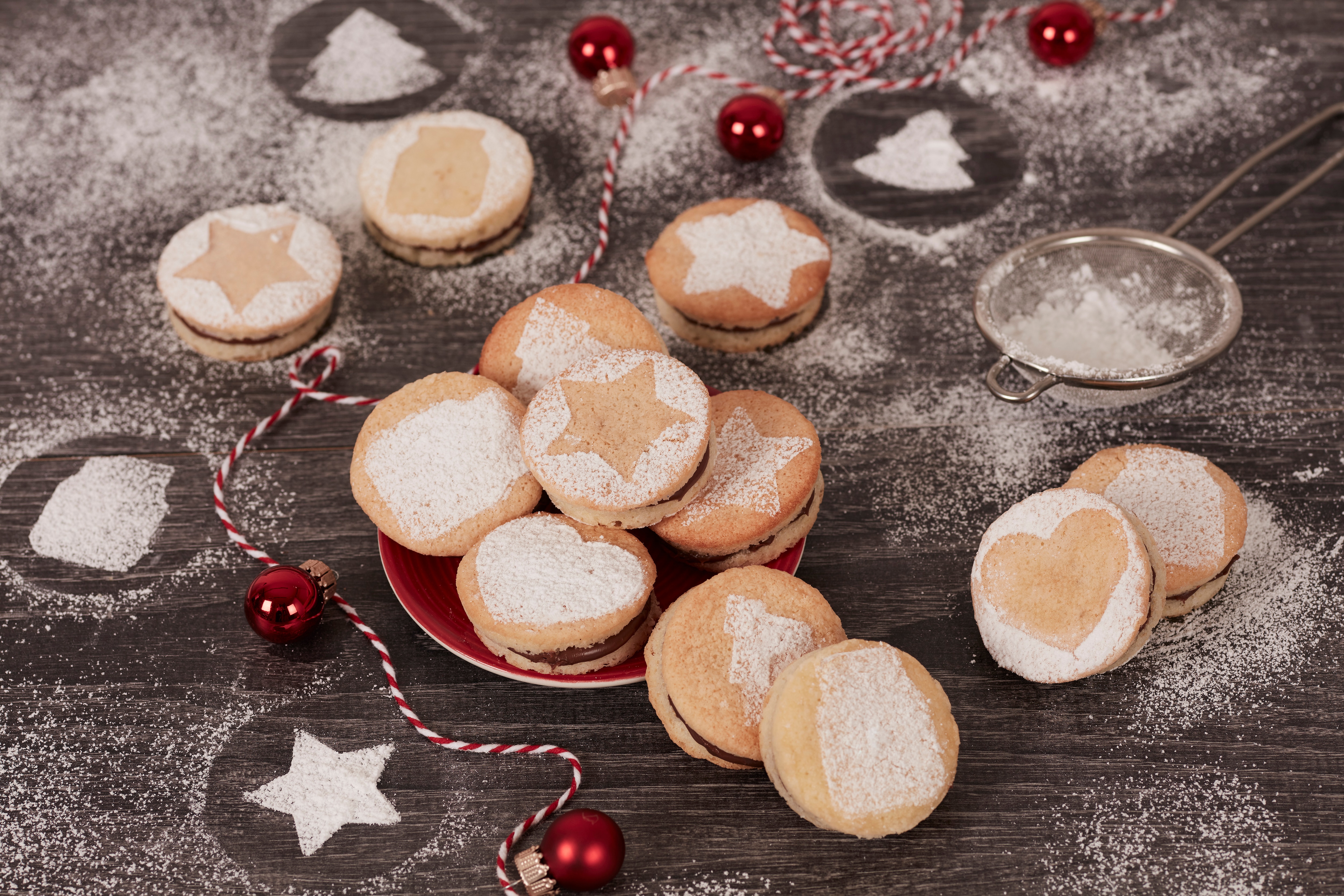 Mini pasteles esponjosos de Navidad con Nutella®