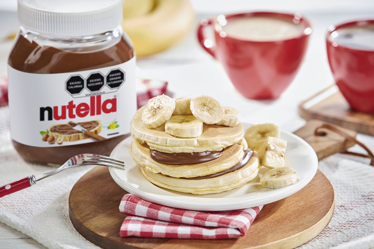 Hotcakes de yogurt con plátano | Nutella® México | Official Website