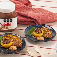 Duraznos con Nutella® y galletas Amaretti