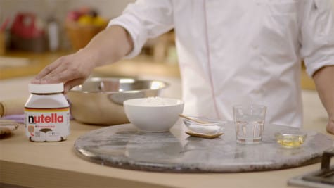 Flammkuchen con NUTELLA® - Paso 1