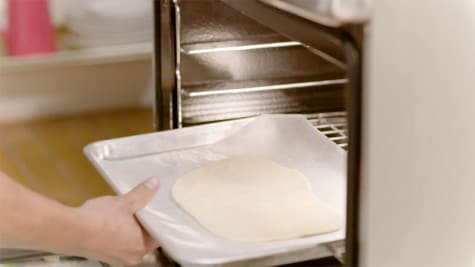 Flammkuchen con NUTELLA® - Paso 2