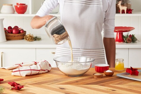 Muffin inglés en forma de estrella con NUTELLA® - Paso 1