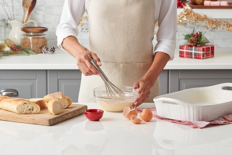 Pan francés horneado para la mañana de Navidad con Nutella® - paso 1