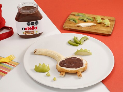 Dinosaurio con Nutella® - paso 2
