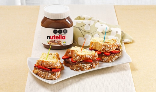 Panqué de Pascua con Nutella® y fresas