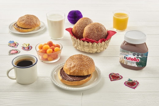 Pan de yema con Nutella®