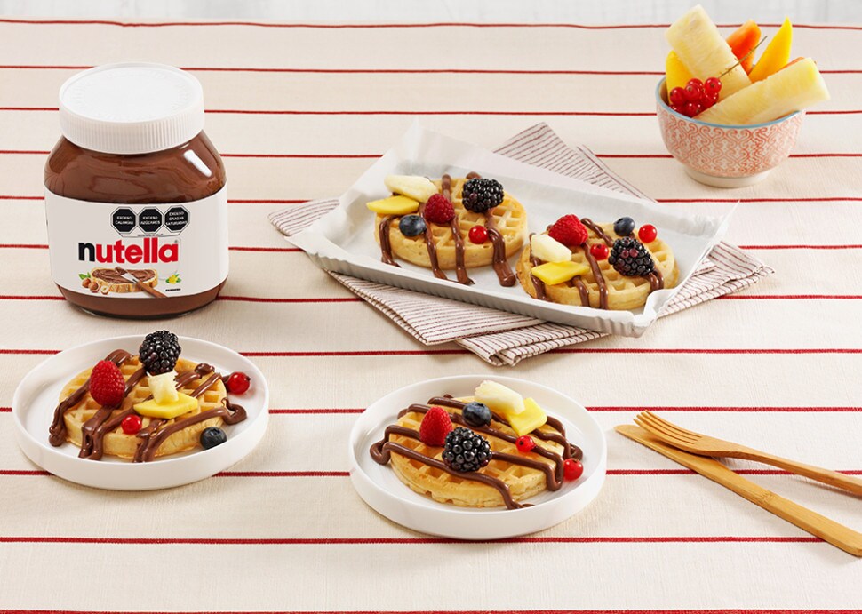 Waffles con Nutella® y frutas