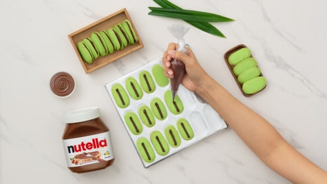 Lidah Kucing Pandan with Nutella®