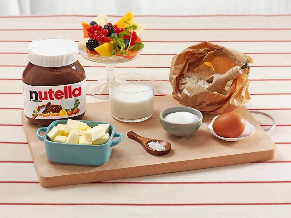 INGREDIENSER<br />til 8 mini-pannekaker. 2 pannekaker per porsjon. INGREDIENSER<br />til 8 mini-pannekaker. 2 pannekaker per porsjon.