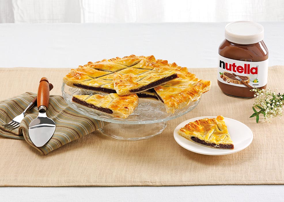 Tarta z ciasta francuskiego z kremem Nutella®