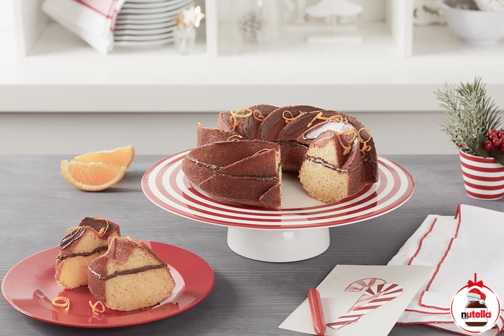Pomarańczowa świąteczna babka z kremem Nutella®