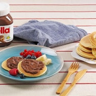 Pankejki z owocami i kremem Nutella®