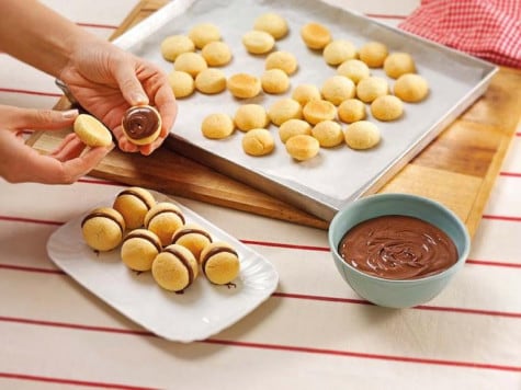 Baci di Dama (“całuski damy”) z NUTELLA® - Krok 3